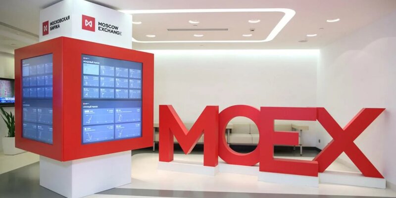 Торги на валютном и денежном рынках Мосбиржи откроются в 10:00 мск